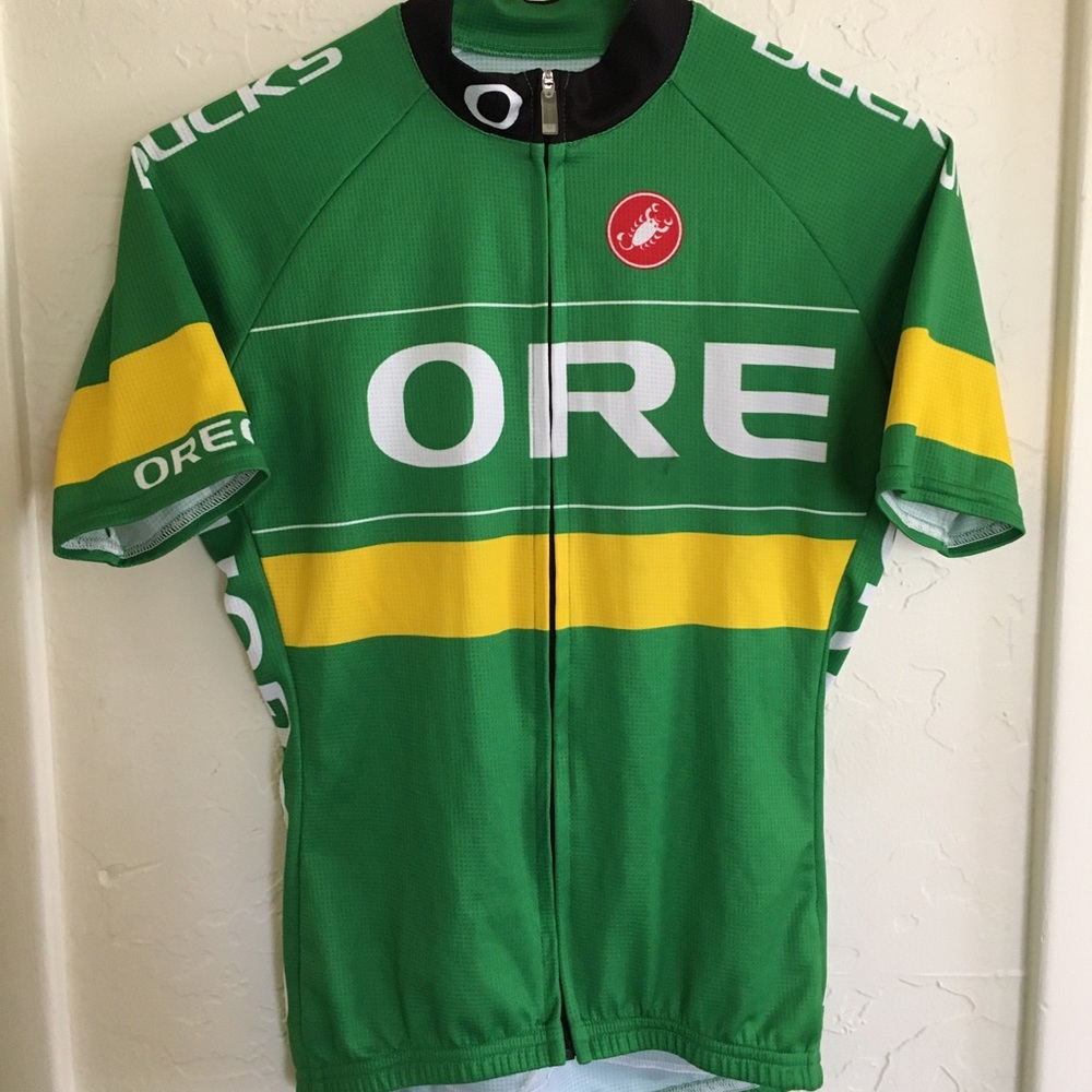 University of Oregon club cycling jersey